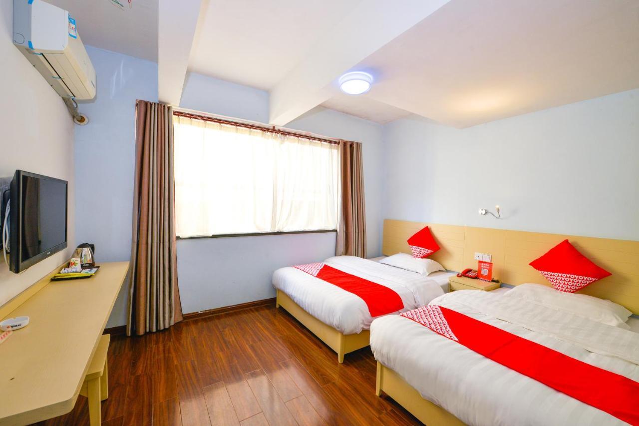Guilin 68° Hotel North Railway Station Branch מראה חיצוני תמונה